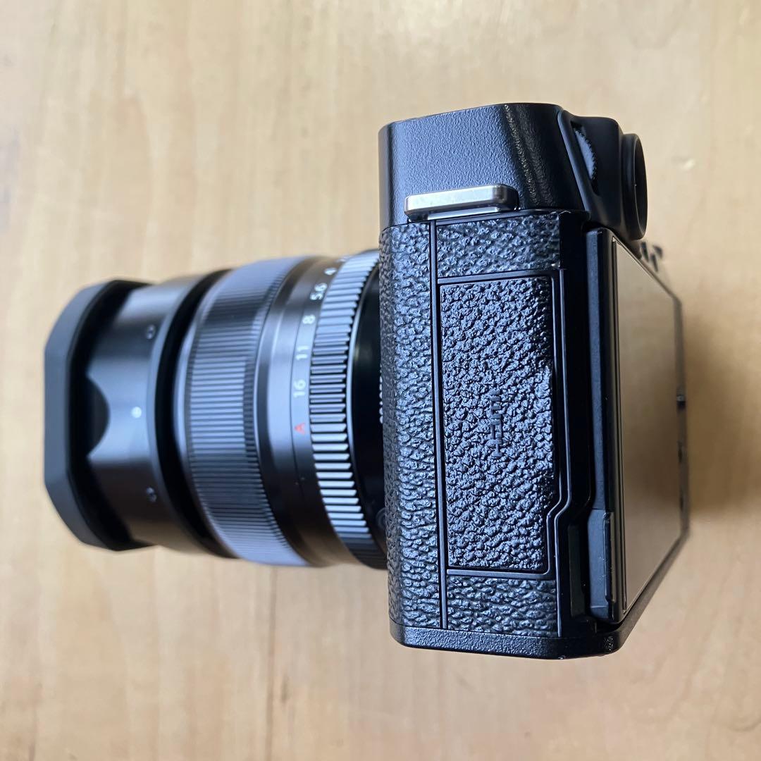 今週末まで FUJIFILM X-E4 ブラック & XF35mm F1.4