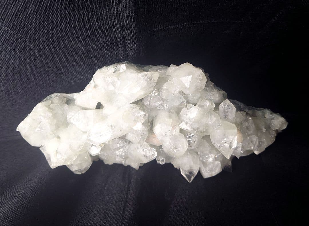 アポフィライトクラスター キラキラ 魚眼石