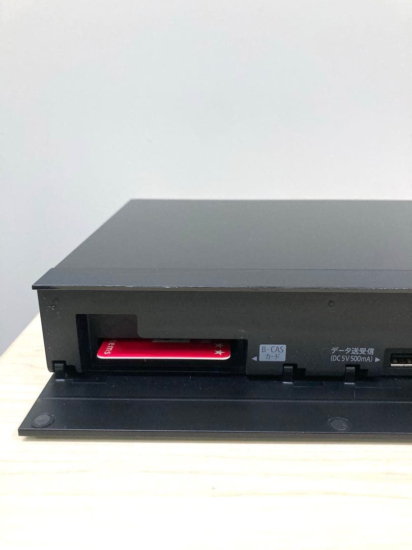 めっちゃ綺麗　リモコン新品　シャープ　AQUOS ブルーレイ　BD-NW520
