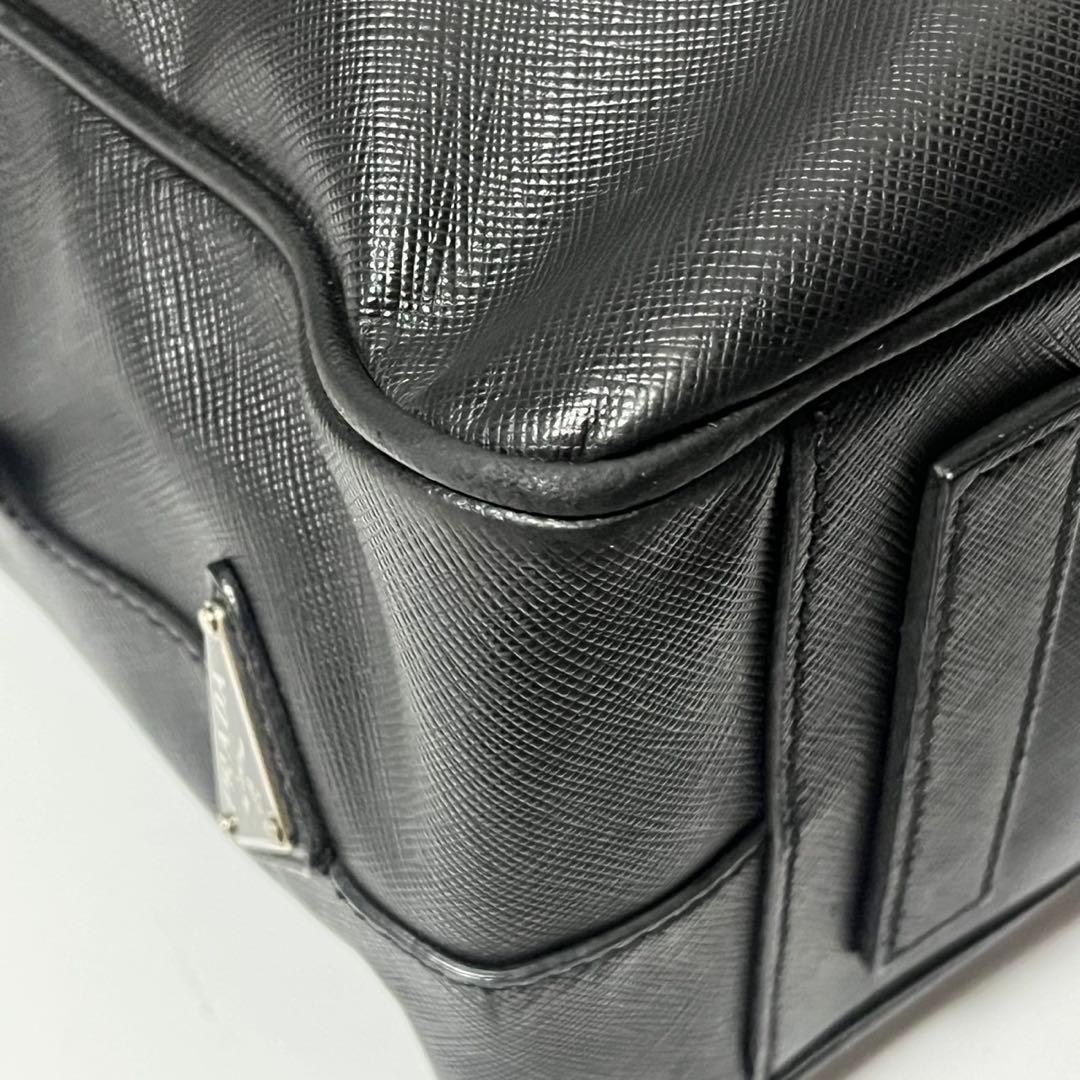 ✨良品✨　PRADA ビジネス　ハンドバッグ　レザー　革　　黒　レザー