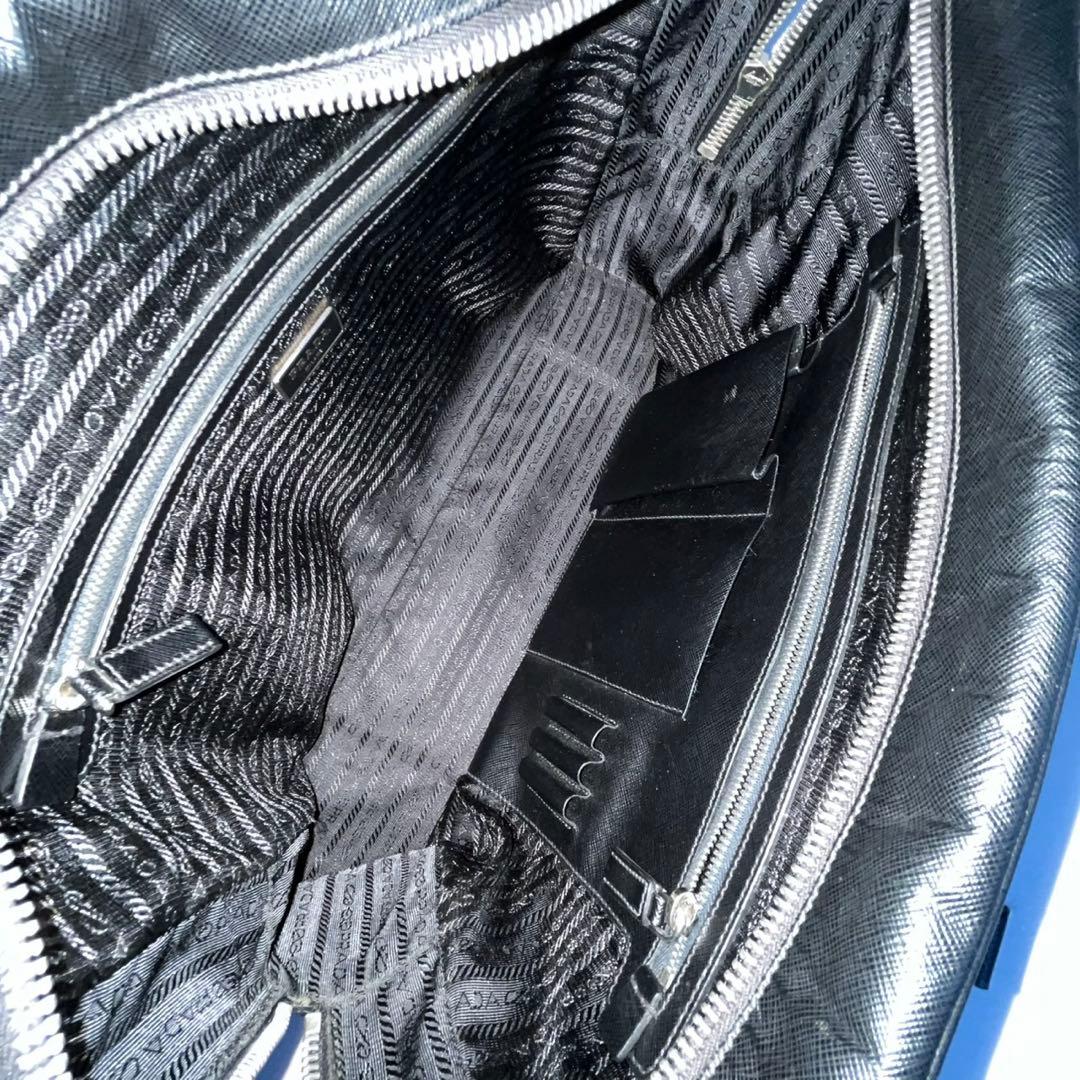 ✨良品✨　PRADA ビジネス　ハンドバッグ　レザー　革　　黒　レザー