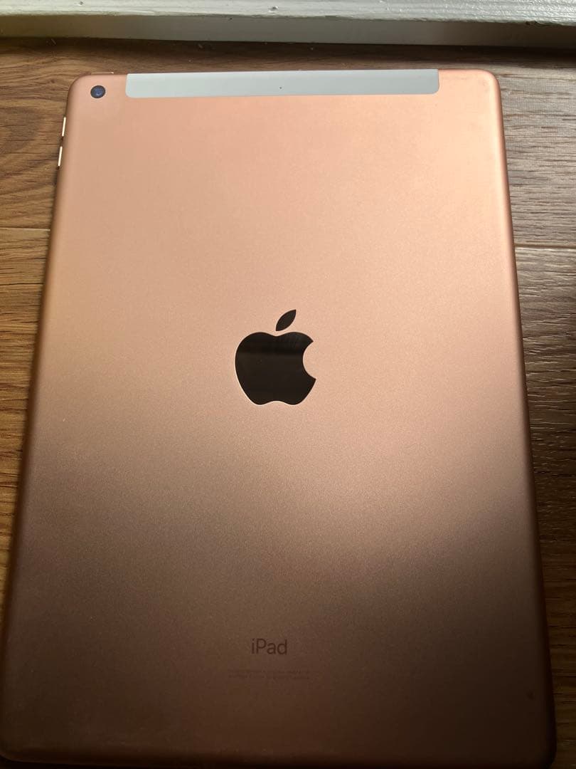 美品　iPad 第7世代32GBピンクゴールド（初期化済み）　SIM解除済み