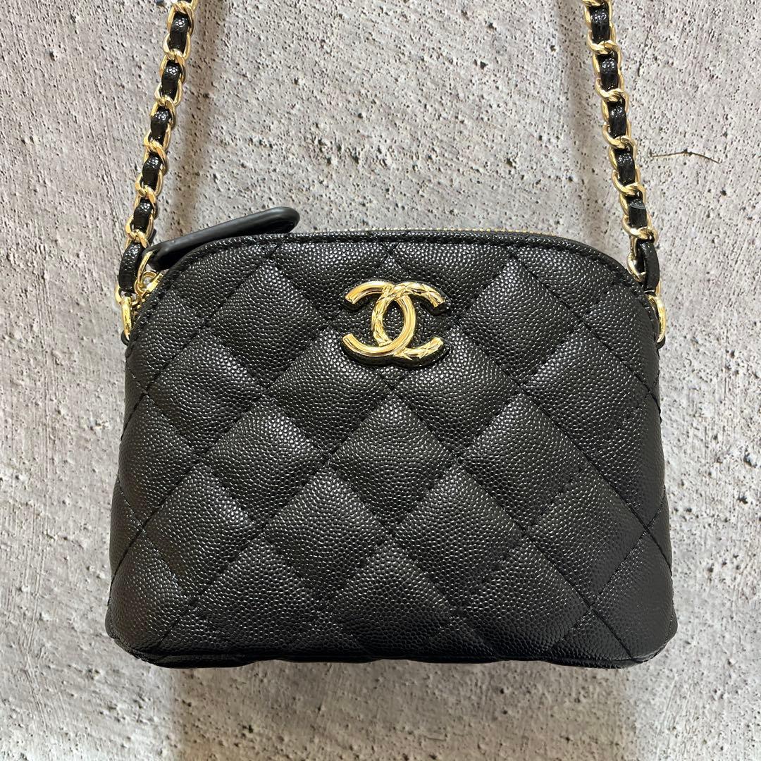 シャネル キャビアスキンショルダーバッグ ゴールドチェーン