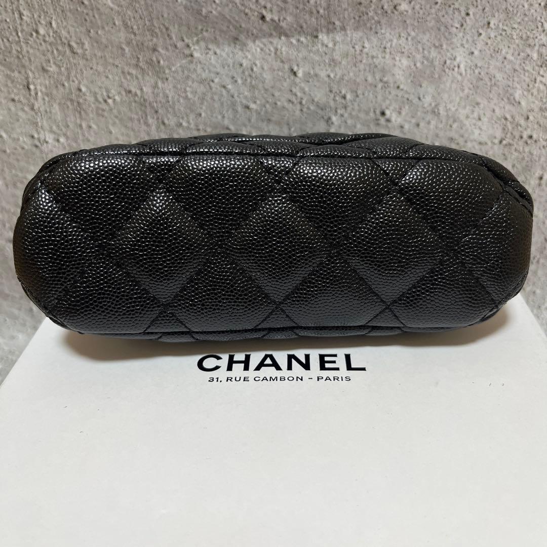 シャネル キャビアスキンショルダーバッグ ゴールドチェーン