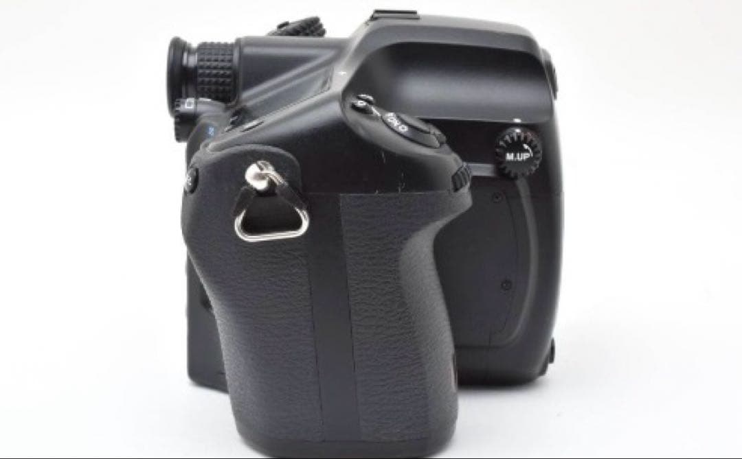 ラ*ロ様 コダックCCD搭載の中判645デジタル PENTAX 645D 本体の