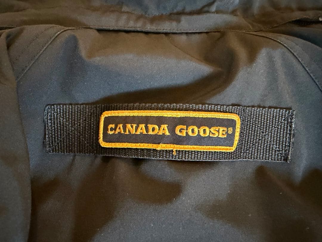 値下げ交渉可能‼️カナダグース　カムループス Mサイズ