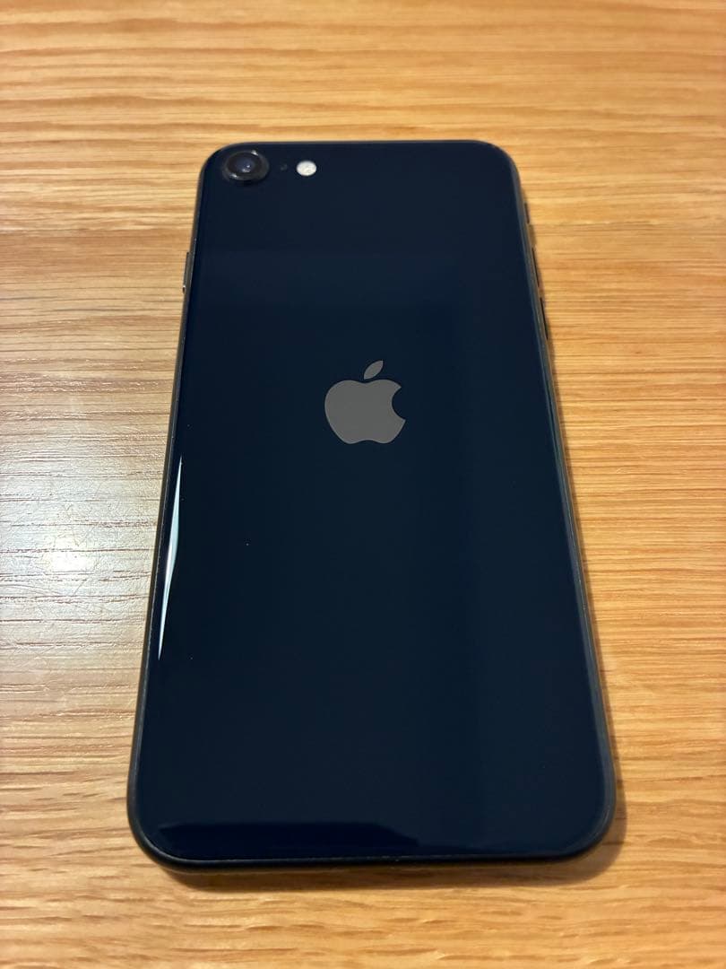iPhone SE 第3世代/64GB/ミッドナイト/バッテリー最大容量79%