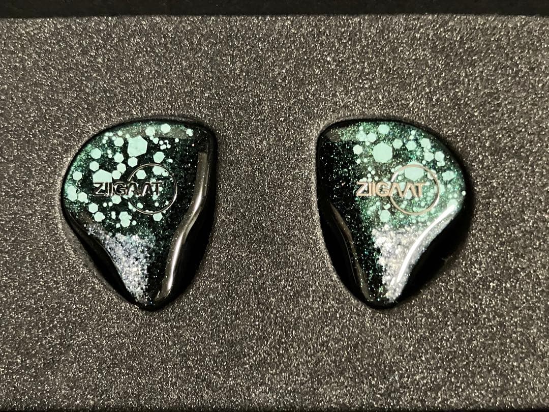 イヤホン Ziigaat Arcanis