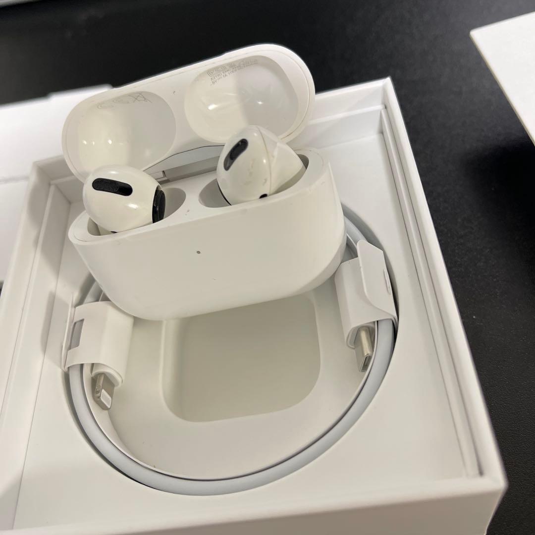 【純正】AirPods Pro 第一世代 本体 付属品付き
