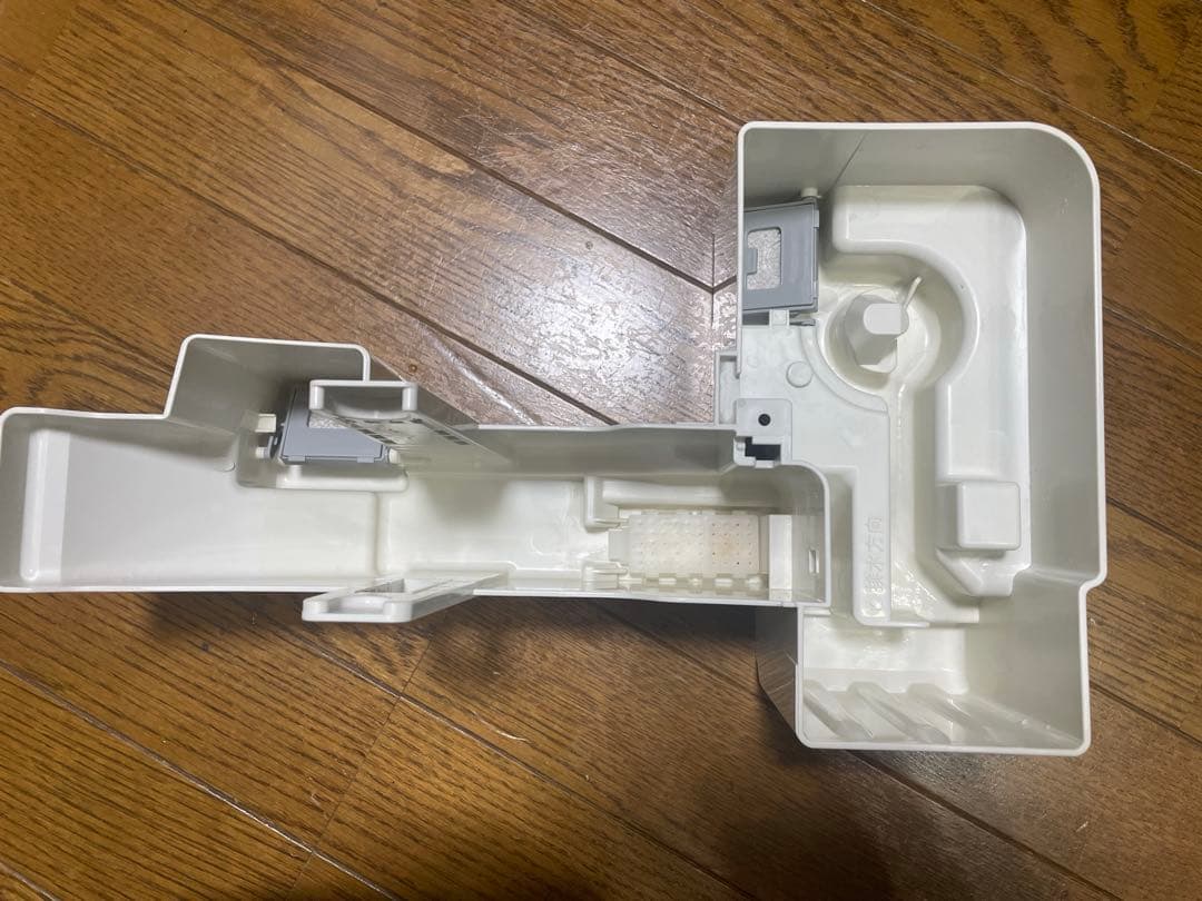 お部屋のウイルス対策に❗️2021年製パナソニックジアイーノF-MV2300