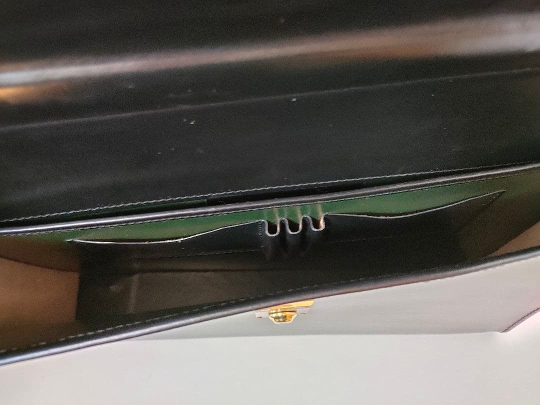 PAPWORTHパップワース　レザーバッグ　ビジネス　ブラック