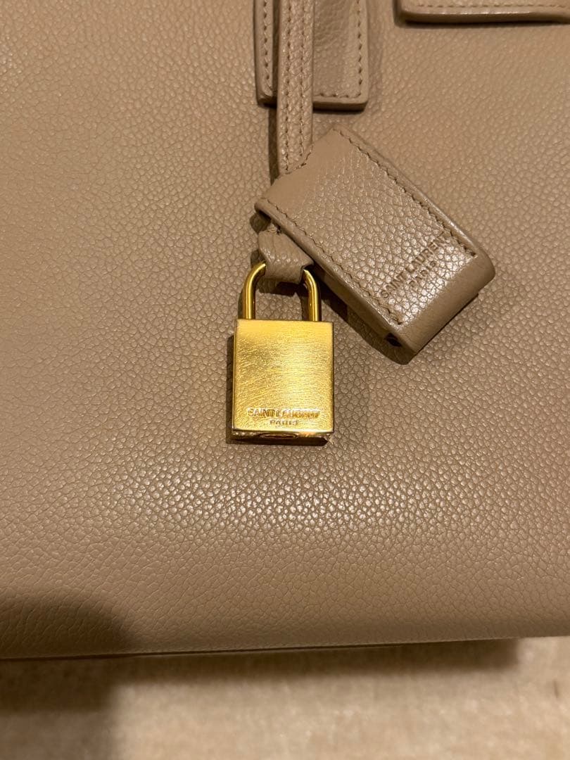 SAINT LAURENTサック・ド・ジュール　Babyレザートートバッグ