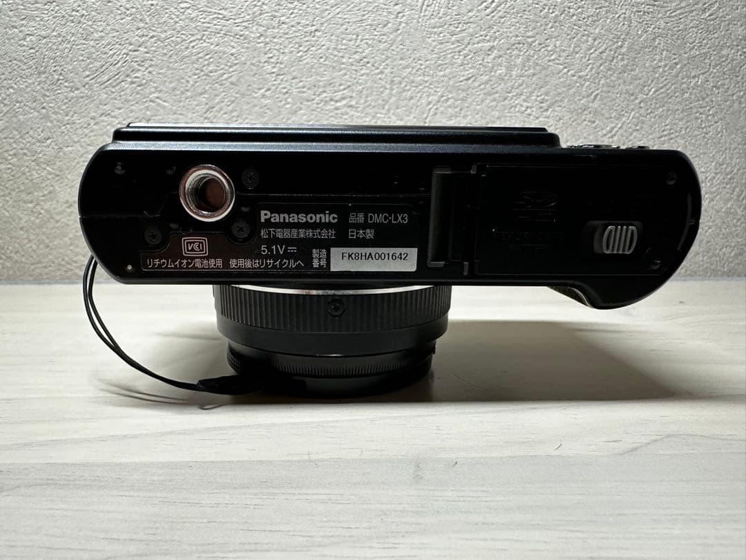 Panasonic LUMIX DMC-LX3ブラック　デジタルカメラ　デジカメ