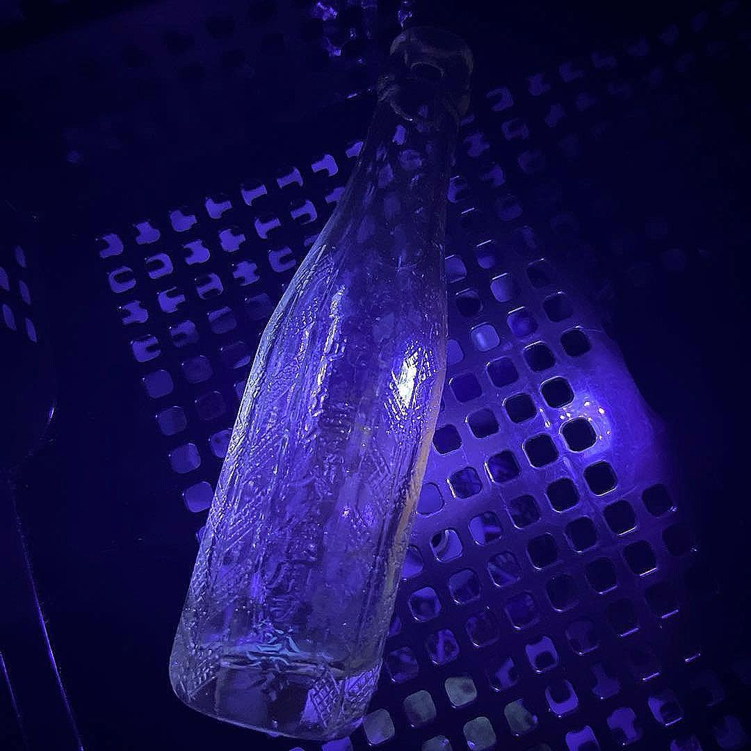 骨董　大正　炭酸飲料瓶　伊藤常三郎　星矢印※レモンサイダー　飴色ゆらゆら瓶ウラン