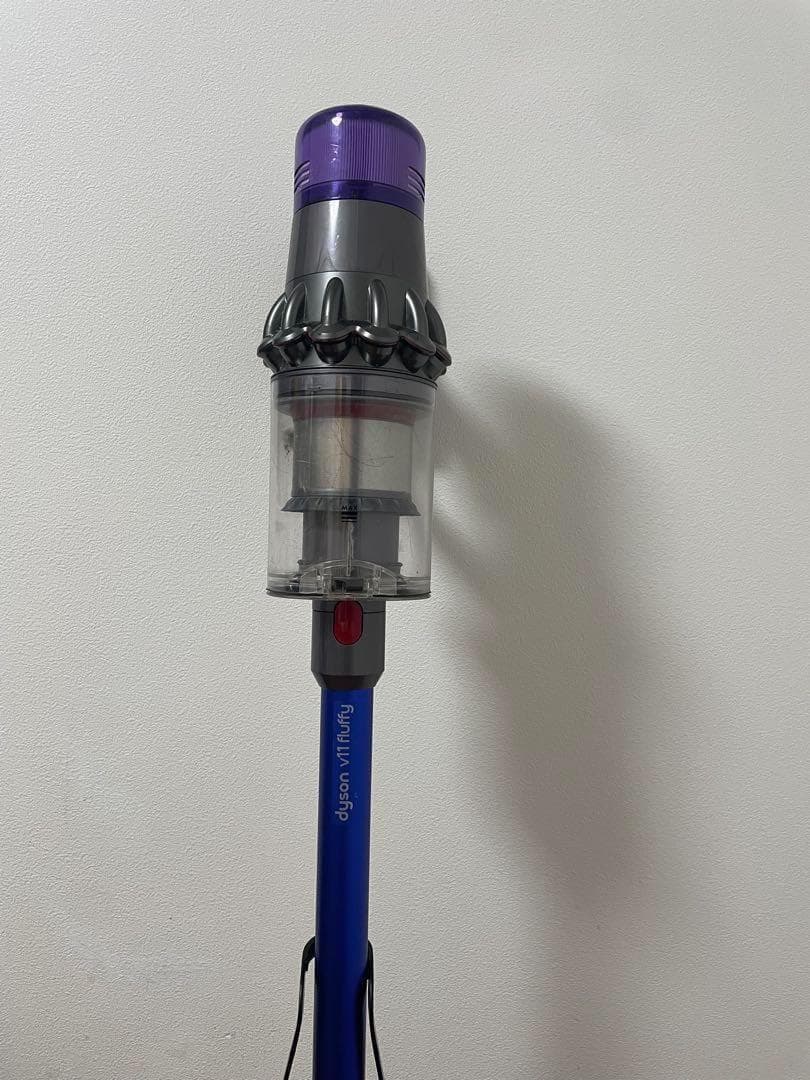 Dyson V11 Fluffy スティッククリーナー（ジャンク） 掃除機