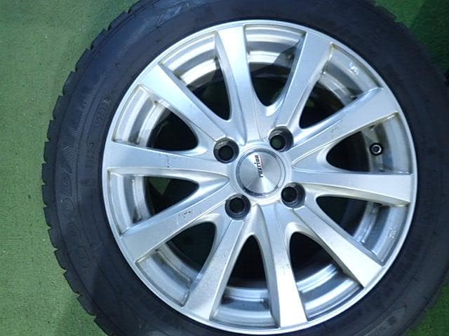 B1079【送料無料】スタッドレスタイヤ 165/65R14 4本セット