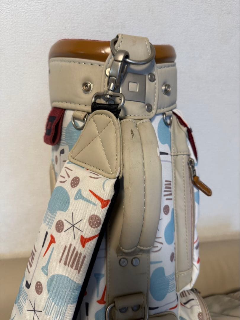 【送料込み】廃盤希少品　オノフ　キャディバッグ レディース　数量限定品