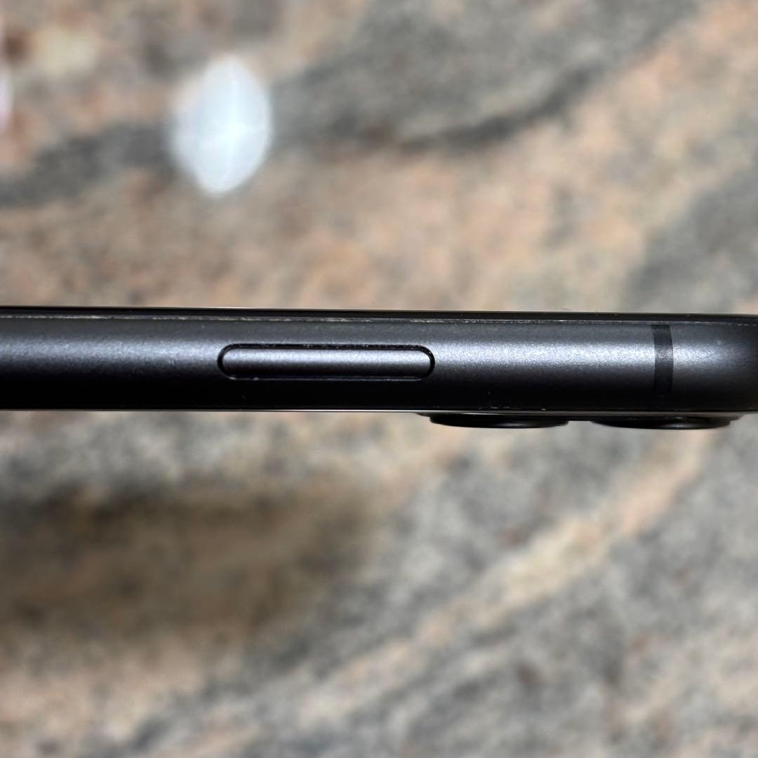 【極美品】iPhone11 ブラック 128GB