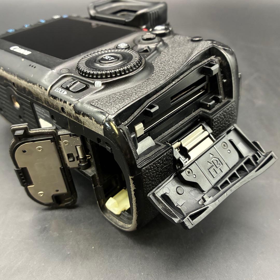 Canon EOS 5D Mark IV 本体　バッテリーセット　ジャンク