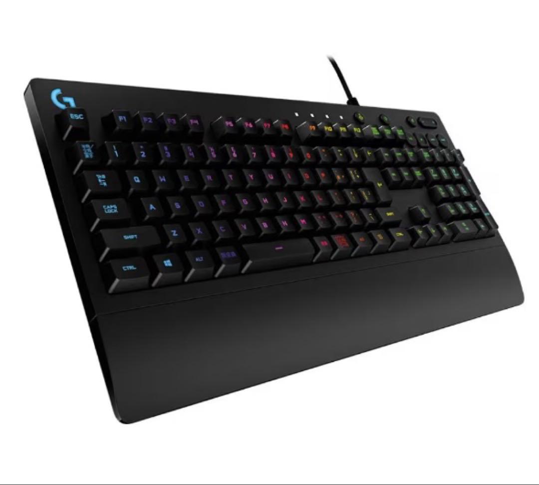 ロジクール　ゲーミングキーボード　マウス　マウスパッド　セット