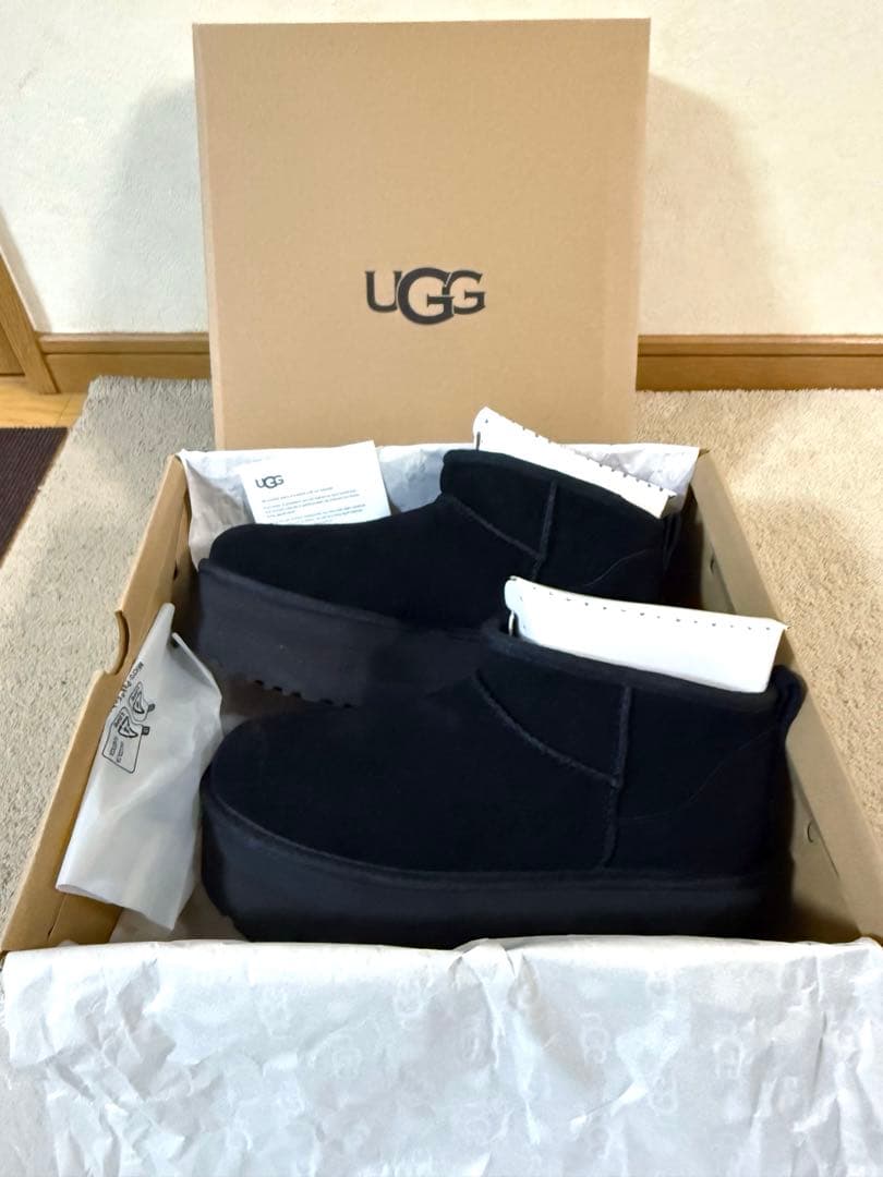 ugg クラシックウルトラミニプラットフォーム