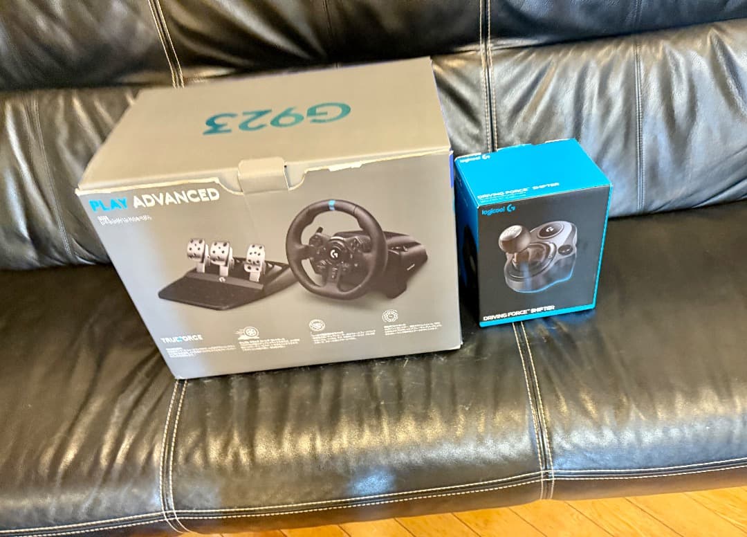 Logitech G923 ハンコン＋シフター