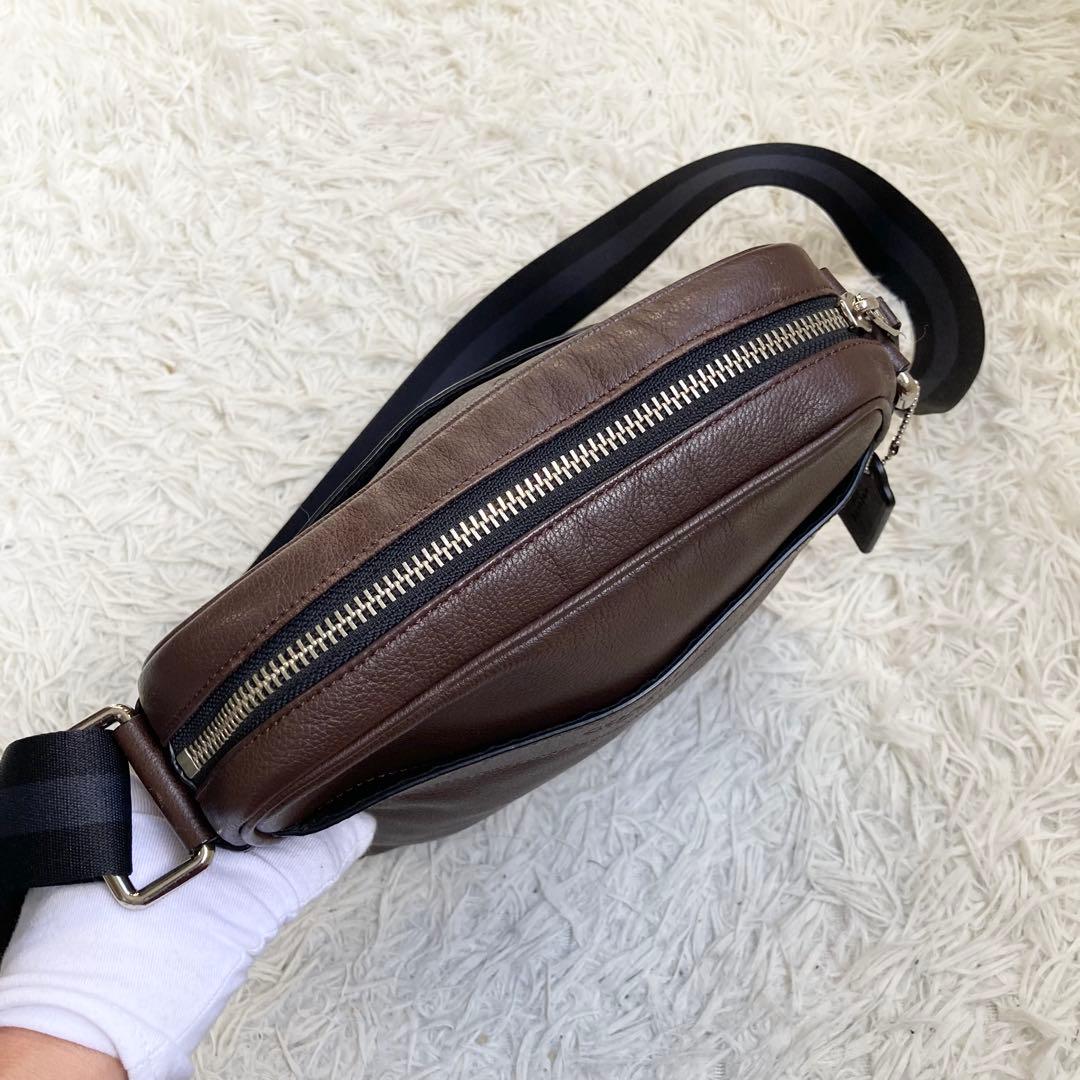 極美品 COACH チャールズ フライトバッグ ヘリテージ ボディバッグ