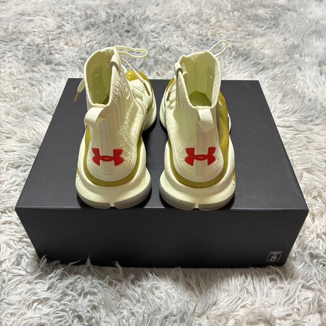 【美品】UNDER ARMOUR Curry 4 Retro Lemon