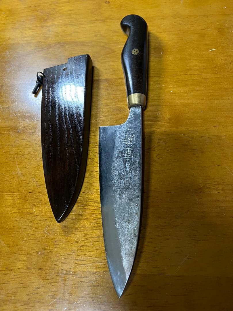 重房作の手作り三徳包丁