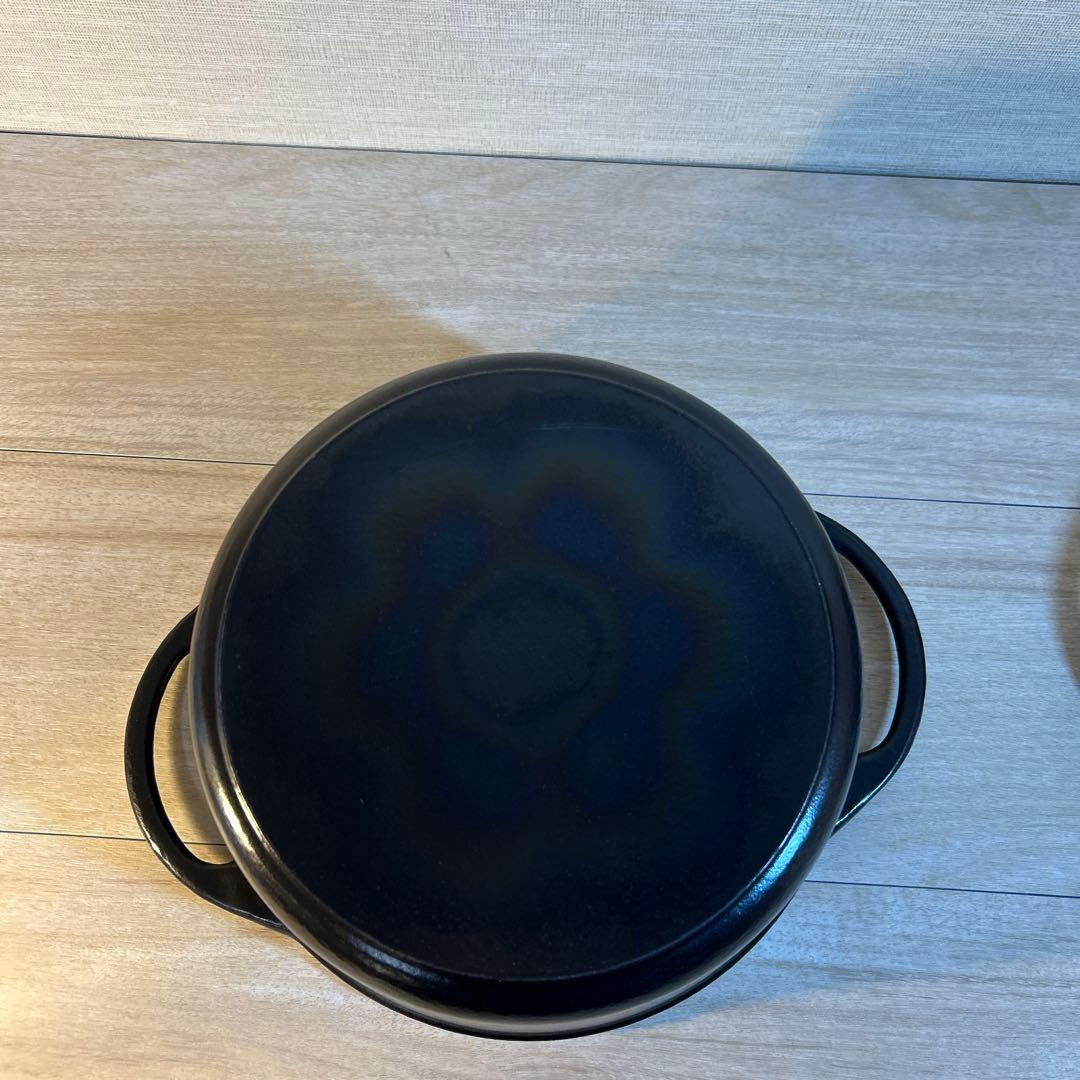 バーミキュラ　オーブンポットラウンド　22cm ブラック　両手鍋　鍋