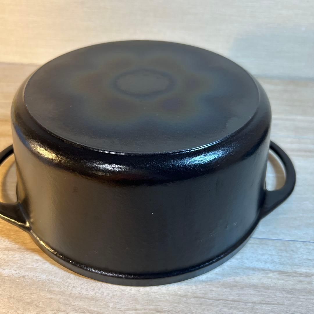 バーミキュラ　オーブンポットラウンド　22cm ブラック　両手鍋　鍋