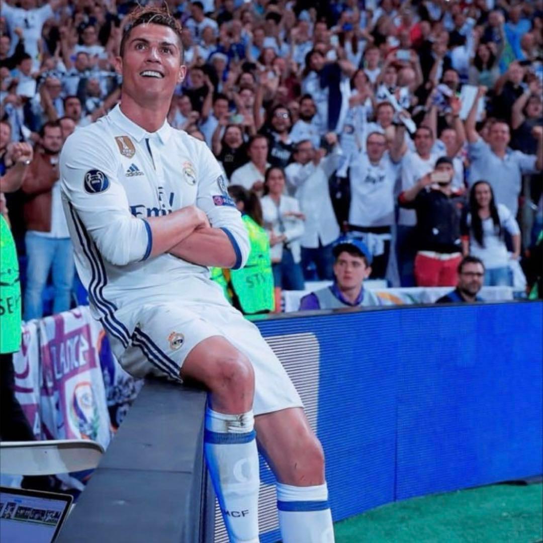 ロナウド　レアルマドリード16-17 ホーム背番号7 正規品