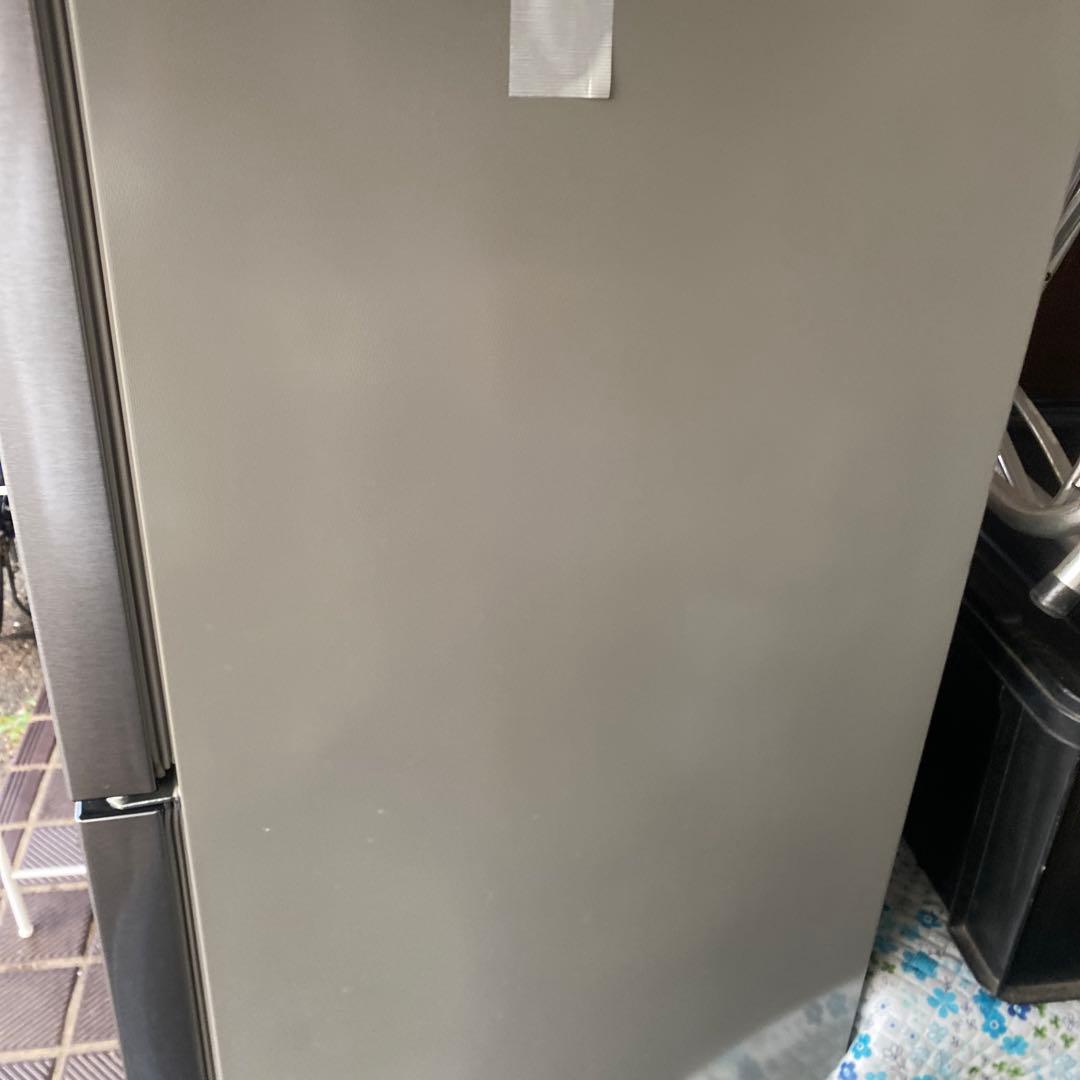 たのめる便から変更可能ハイセンス冷凍冷蔵庫227L　2021年製HR-B2302