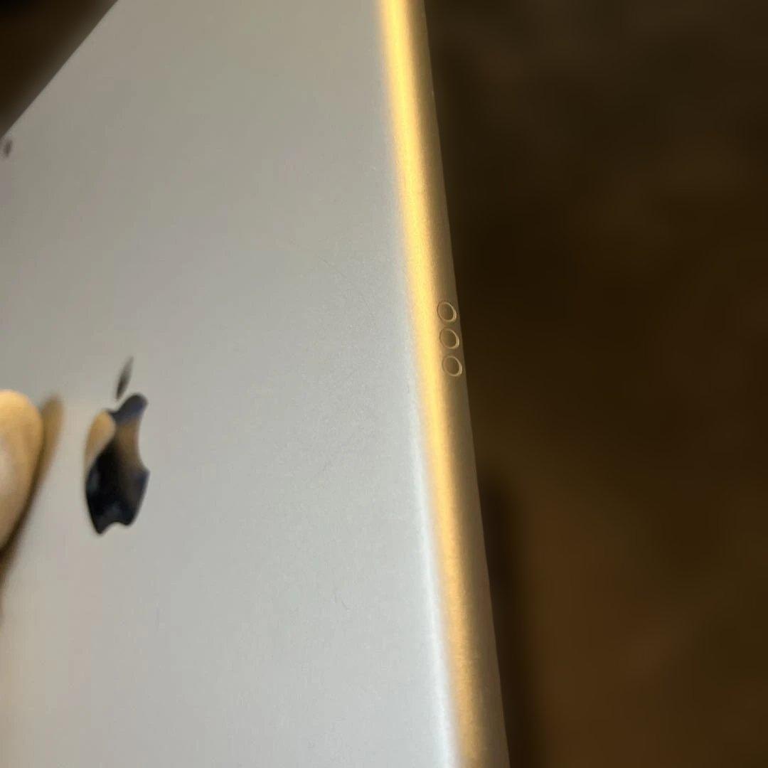 iPad 第7世代 32GB スペースグレー Apple