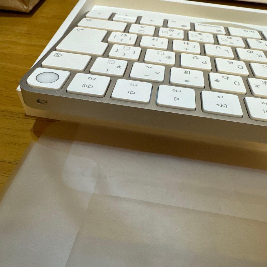 Magic Keyboard with Touch ID日本語配列キーボード