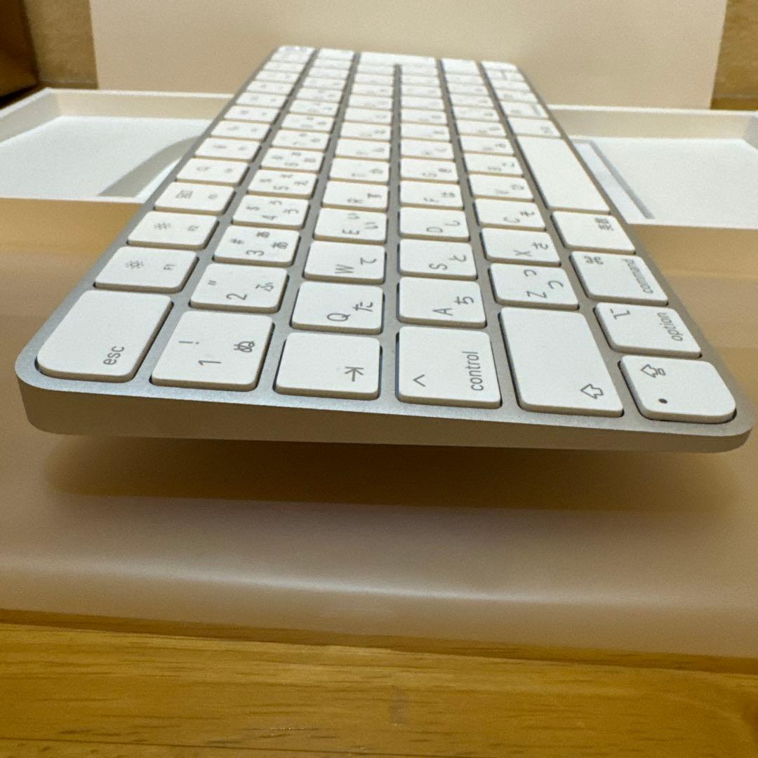 Magic Keyboard with Touch ID日本語配列キーボード