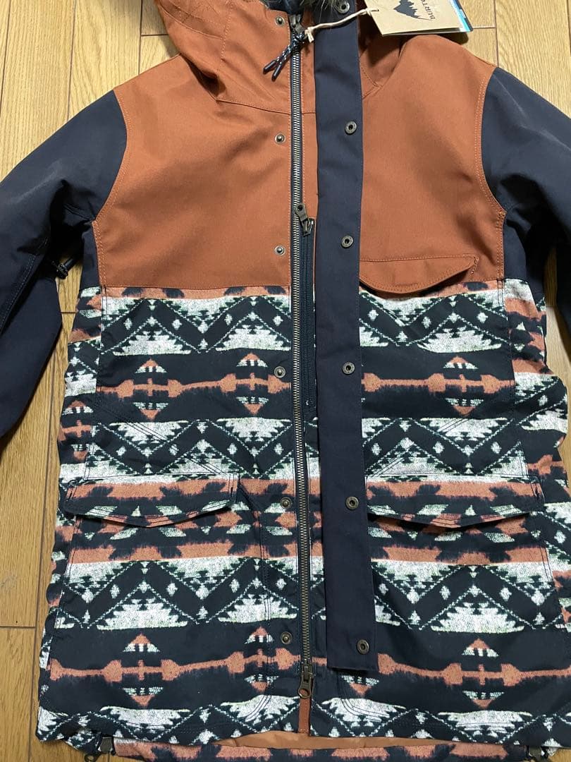 新品　BURTONバートン スノーボードウェア　Sサイズ