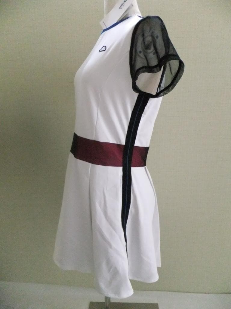 新品タグ付き エレッセ テニスウェアワンピース L ドレス 吸水速乾 ホワイト