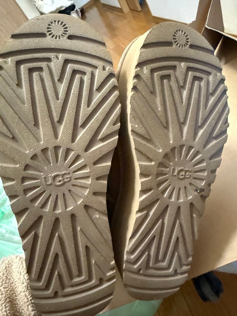 UGG CLASSIC ULTRA MINI PLATFORM 厚底