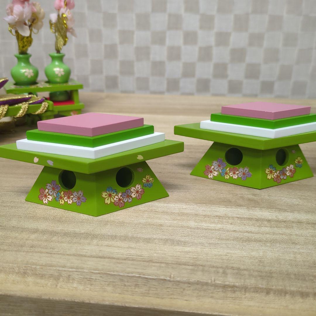 雛道具　25号　6点セット木製 抹茶色 幅60cm〜70cm前後3段用