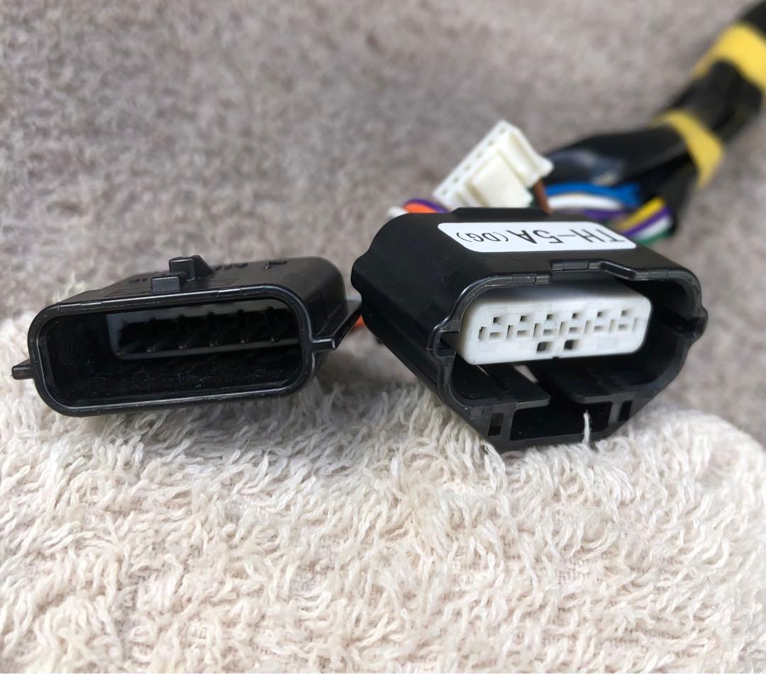 PIVOT 3 drive COMPACT スロットルコントローラー　THC日産