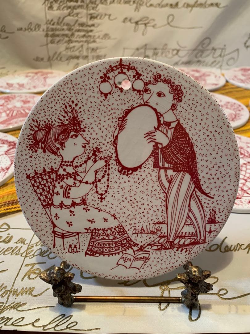 ビヨンヴィンブラッド　マンスリープレート・赤色のコンプリート12ヶ月全部！