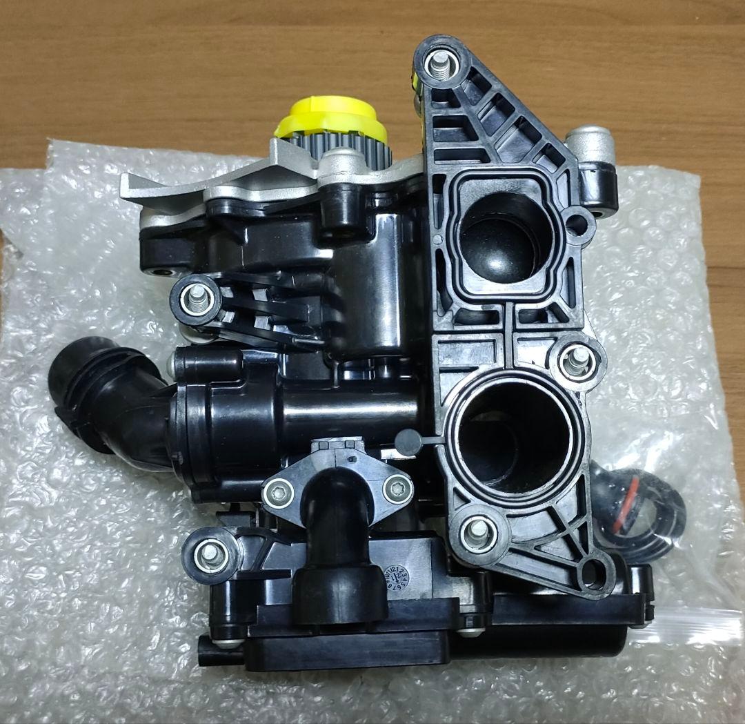 アウディウォーターポンプサーモスタットASSY 新品 Oリング付即日発送　送料込