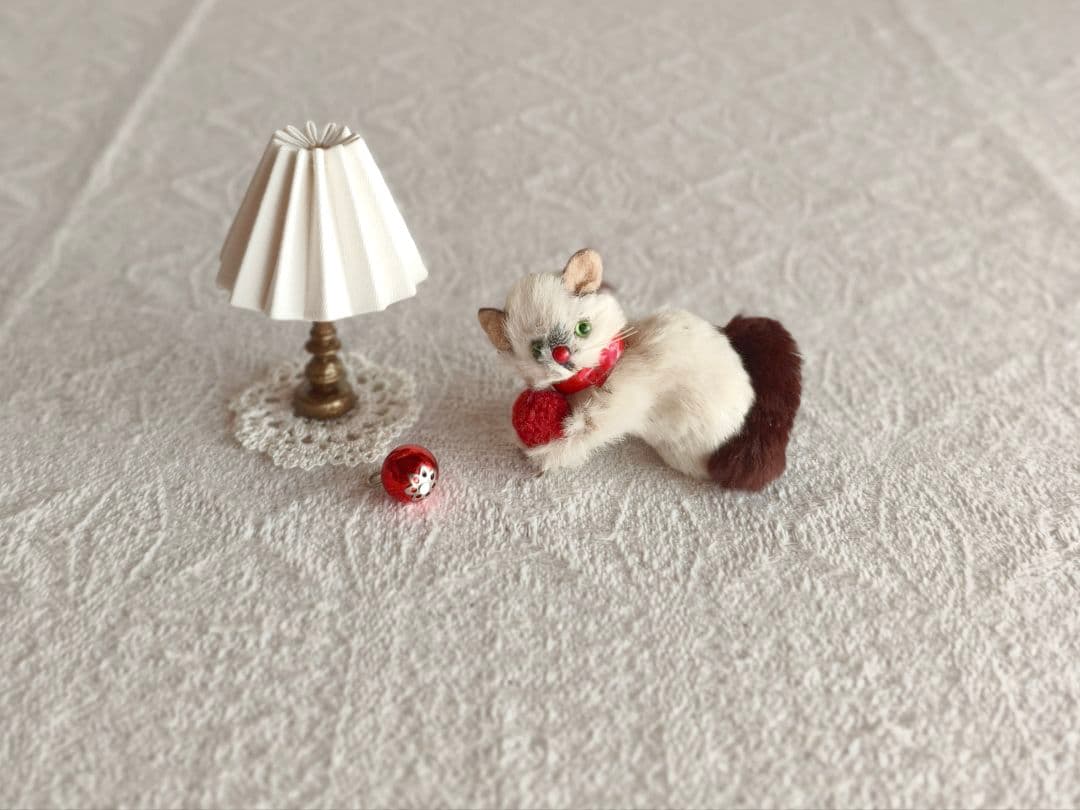 【suumaさま】vintage figure ୨୧ * 白茶 ふわふわ猫ちゃん