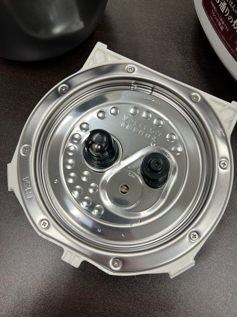 象印 圧力IH炊飯ジャー NP-RN05 3合 2023年