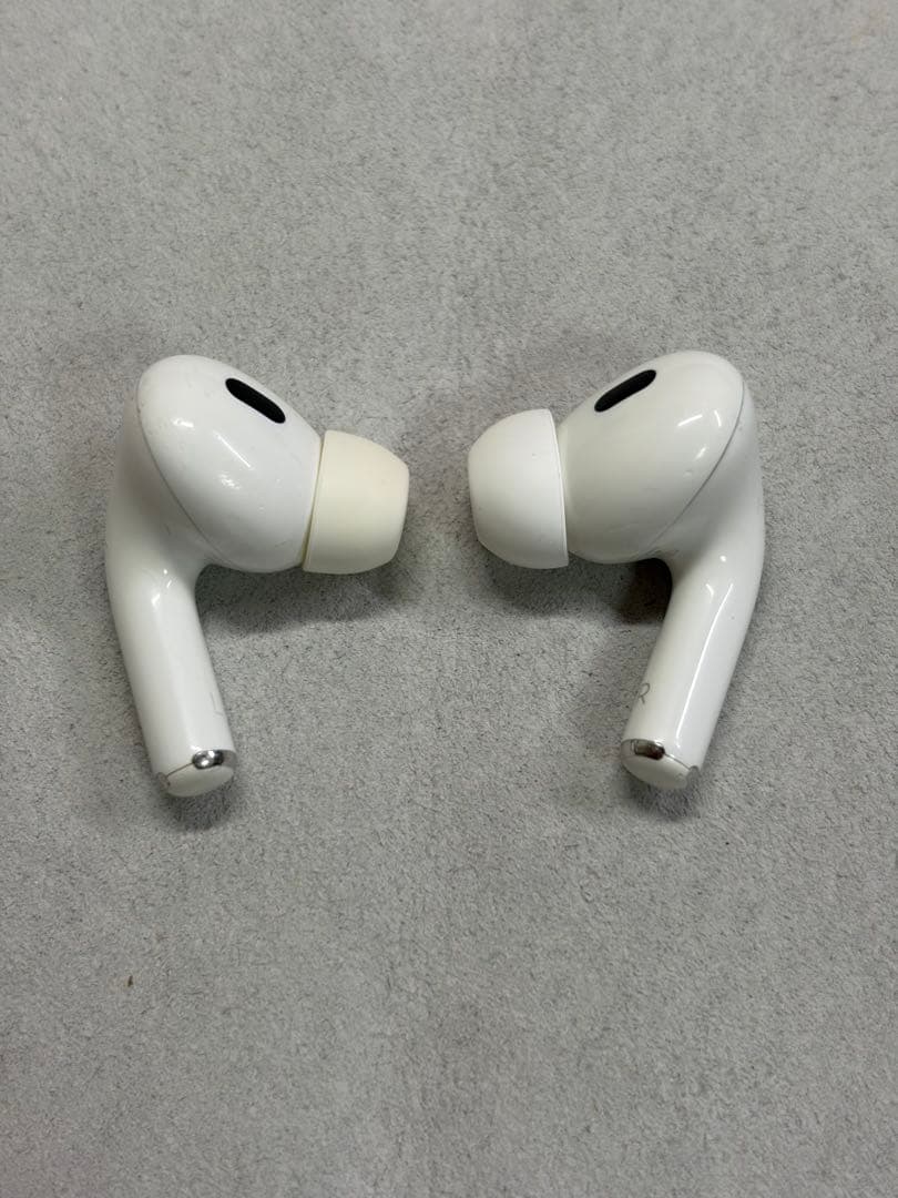 Apple AirPods Pro第2世代本体 ホワイト Lightning