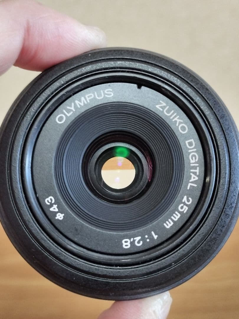 オリンパス ZUIKO DIGITAL 25mm f/2.8 単焦点レンズ
