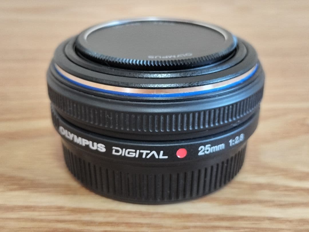 オリンパス ZUIKO DIGITAL 25mm f/2.8 単焦点レンズ