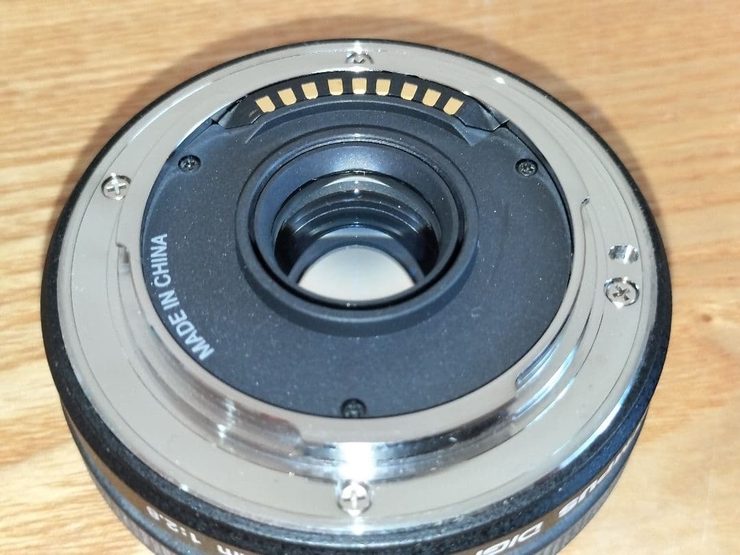 オリンパス ZUIKO DIGITAL 25mm f/2.8 単焦点レンズ