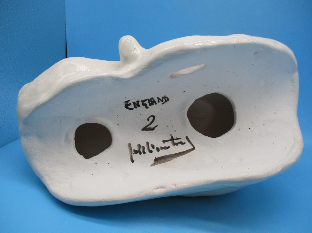 オッドアイの白猫ウィンスタンレイ ケンジントン キャット サイズ2 NO7